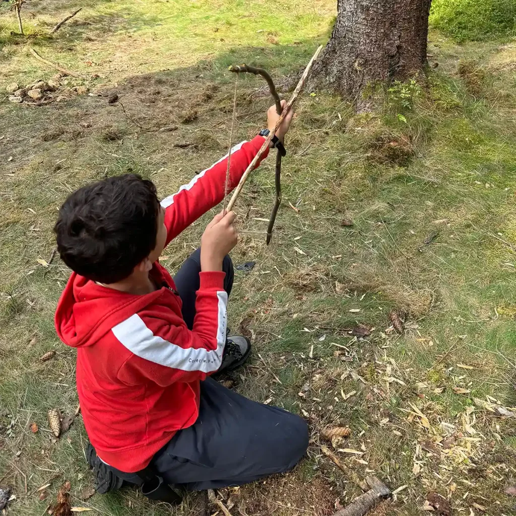 Kurs bushcraft rodzic i dziecko wspólna przygoda i zdobywanie umiejętności przetrwania